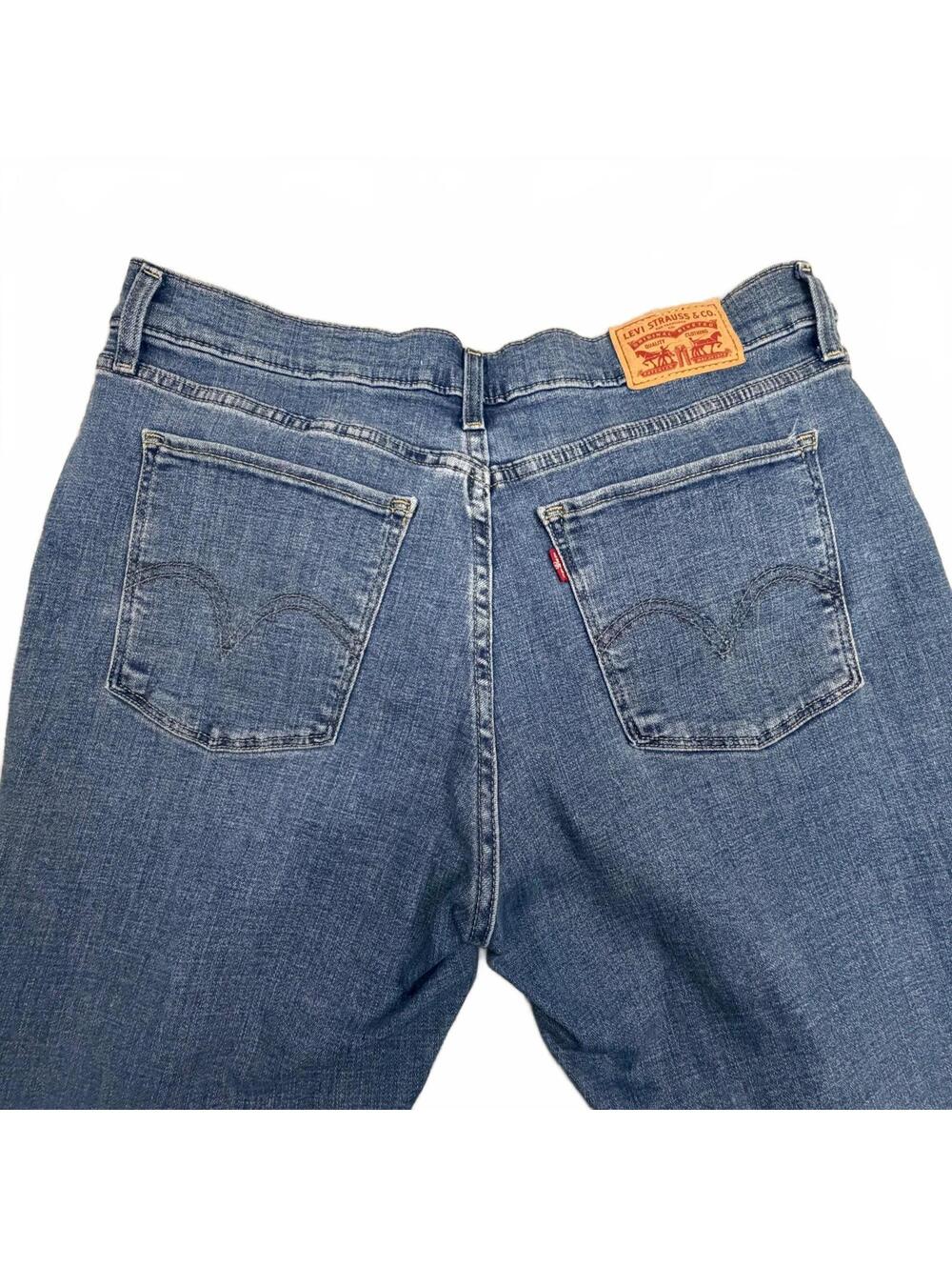Leviโs Classic Bootcut Jeans Womens 31 Medium Wash Stretch Denim 29 Inseam